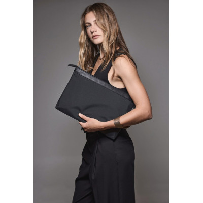 KIALMA by K-loop tablet/document padded holder